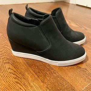 NWT susina Black faux-suede High-top Sneakers